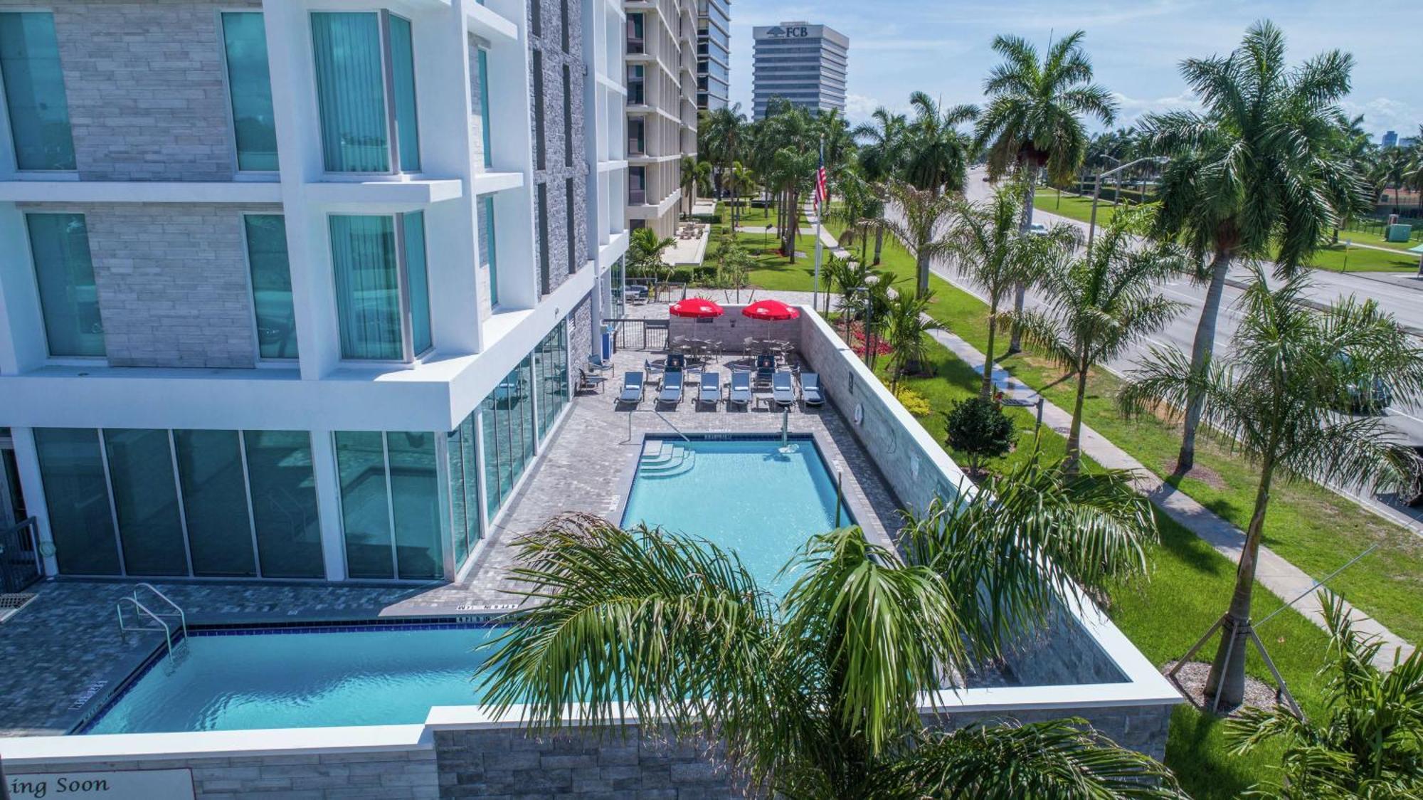 Hilton Garden Inn West Palm Beach I95 Outlets Ngoại thất bức ảnh